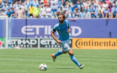 爱游戏电竞播报-贝林厄姆当选青年金球奖